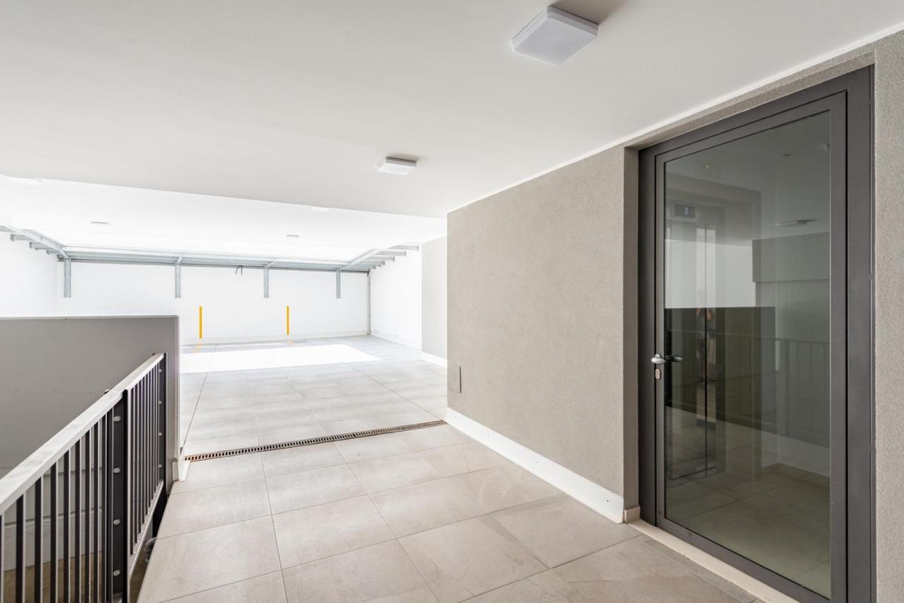 Central Station Apt With Parking Μπάρι Εξωτερικό φωτογραφία